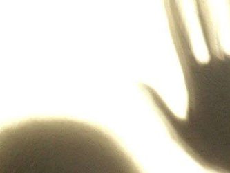 Unbekannter flüchtete nach der Tat - Landeskriminalamt ermittelt. Unbekannter flüchtete nach der Tat - Landeskriminalamt ermittelt.