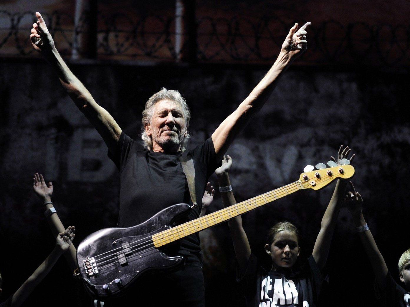 Roger Waters inszenierte die Mega-Rockshow "The Wall" im Wiener Ernst Happel Stadion.