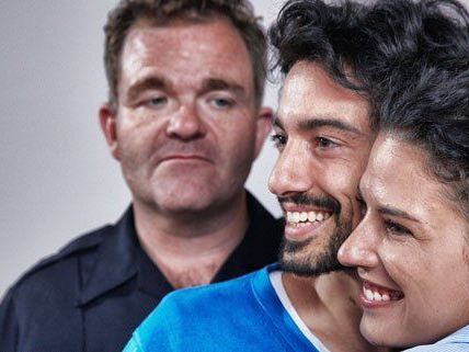 Am 16. Oktober eröffnet das Stück "Crash" die neue Saison. Am 16. Oktober eröffnet das Stück "Crash" die neue Saison.