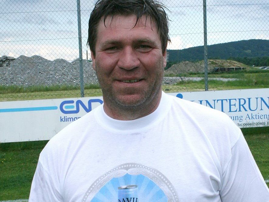 Zum Einstand als Trainer durfte sich Thomas Gabriel über ein 4:4-Auswärtsremis in Dornbirn freuen. Zum Einstand als Trainer durfte sich Thomas Gabriel über ein 4:4-Auswärtsremis in Dornbirn freuen.