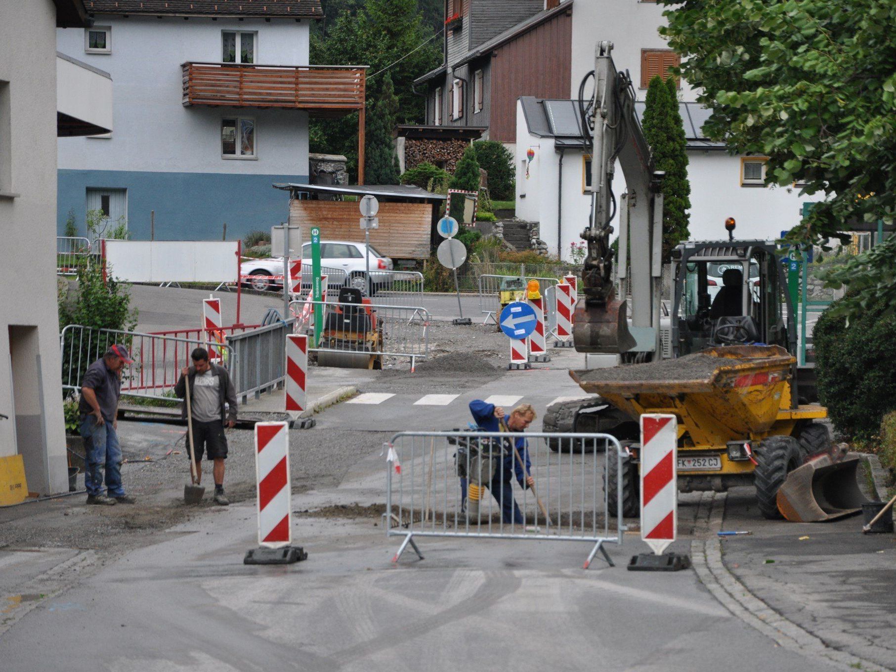 Der gesamte Bauabschnitt kostet rund zwei Millionen Euro und wird in mehreren Etappen abgewickelt. Der gesamte Bauabschnitt kostet rund zwei Millionen Euro und wird in mehreren Etappen abgewickelt.