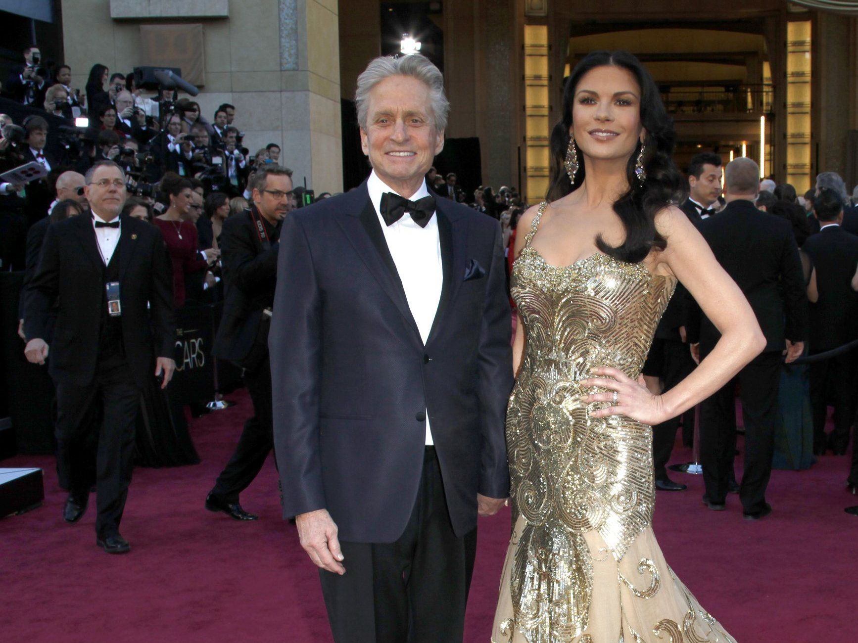 Catherine Zeta-Jones und Michael Douglas legen nach 13 Ehejahren eine Beziehungspause ein. Catherine Zeta-Jones und Michael Douglas legen nach 13 Ehejahren eine Beziehungspause ein.