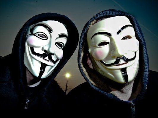 Der Verfassungsschutz würde die Hacker gerne demaskieren. Der Verfassungsschutz würde die Hacker gerne demaskieren.