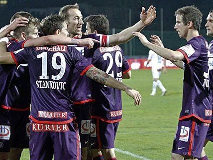 Die Wiener Austria will ihren Erfolgslauf auch gegen den WAC weiter fortsetzen. Die Wiener Austria will ihren Erfolgslauf auch gegen den WAC weiter fortsetzen.
