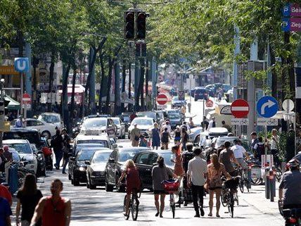 Bereits am Starttag gibt es viel Kritik am neuen Verkehrskonzept. Bereits am Starttag gibt es viel Kritik am neuen Verkehrskonzept.