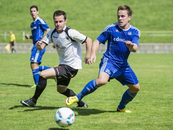Der FC Langenegg steht nach zwei Spieltagen an der Tabellenspitze der Landesliga. Der FC Langenegg steht nach zwei Spieltagen an der Tabellenspitze der Landesliga.