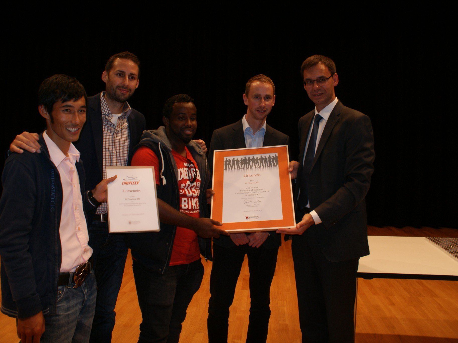 Das Engagement des FC Tosters 99 wurde gesondert gewürdigt. Das Engagement des FC Tosters 99 wurde gesondert gewürdigt.