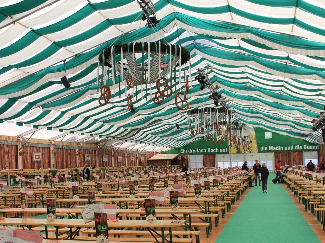 Die Wiener Wiesn 2013 hat zahlreiche Highlights zu bieten. Die Wiener Wiesn 2013 hat zahlreiche Highlights zu bieten.