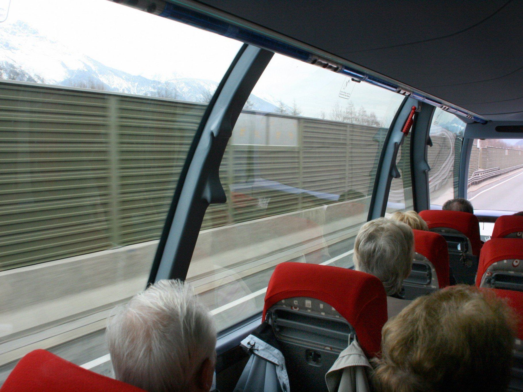 In einem Reisebus auf der A2 kam es zu einem Zwischenfall