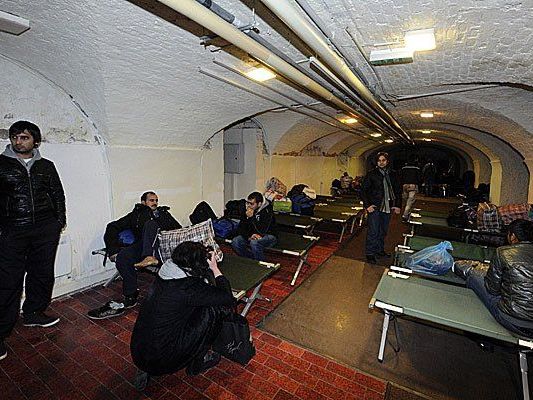 Die Servitenkloster-Flüchtlinge drohen "Aktionen" an Die Servitenkloster-Flüchtlinge drohen "Aktionen" an
