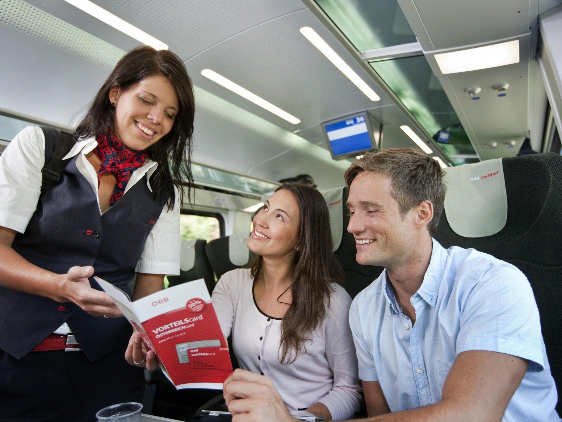 Mit der Gratis VORTEILScard ist diese Woche eine Probefahrt in ganz Österreich zum halben Preis. Mit der Gratis VORTEILScard ist diese Woche eine Probefahrt in ganz Österreich zum halben Preis.