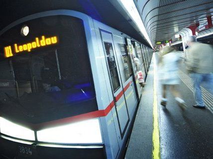 Die Öffis verkürzen zum Schulbeginn wieder die Intervalle. Die Öffis verkürzen zum Schulbeginn wieder die Intervalle.