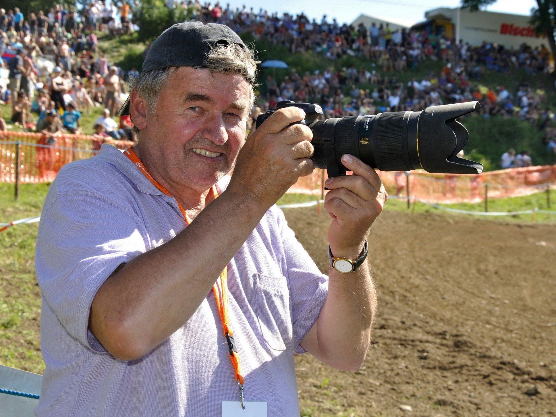 Der mehrfache Landesmeister Luggi Knobel präsentiert ab Freitag im Vinomnacenter einen Teil seiner besten Bilder. Der mehrfache Landesmeister Luggi Knobel präsentiert ab Freitag im Vinomnacenter einen Teil seiner besten Bilder.