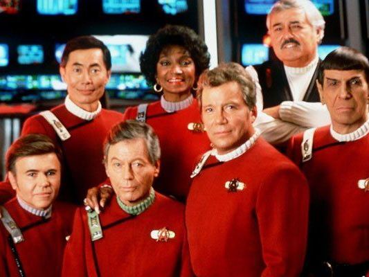 Die Crew der "Starship Enterprise" im Jahr 1999. Die Crew der "Starship Enterprise" im Jahr 1999.