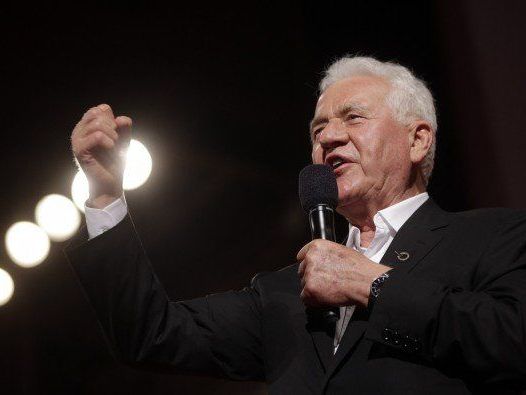Stronach blitzt bei den Vorarlbergern ab. Stronach blitzt bei den Vorarlbergern ab.