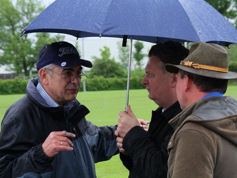 Die Stadt Hohenems hat in ihrer Sitzung einstimmig den Bau eines Kunstrasenplatzes beschlossen. Die Stadt Hohenems hat in ihrer Sitzung einstimmig den Bau eines Kunstrasenplatzes beschlossen.