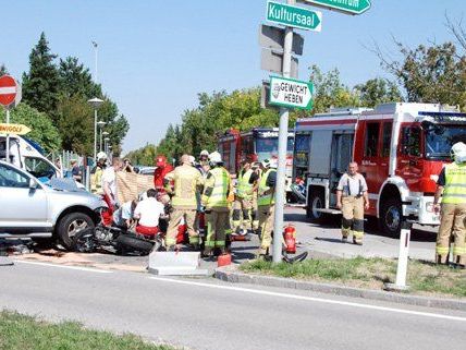 Schwerer Motorrad-Unfall am Samstag. Schwerer Motorrad-Unfall am Samstag.