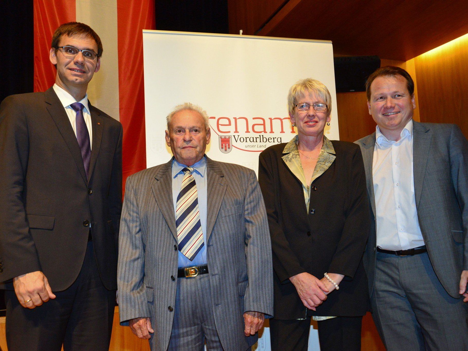 LH Wallner ehrt Hanne Tschann und Norbert Gassner LH Wallner ehrt Hanne Tschann und Norbert Gassner