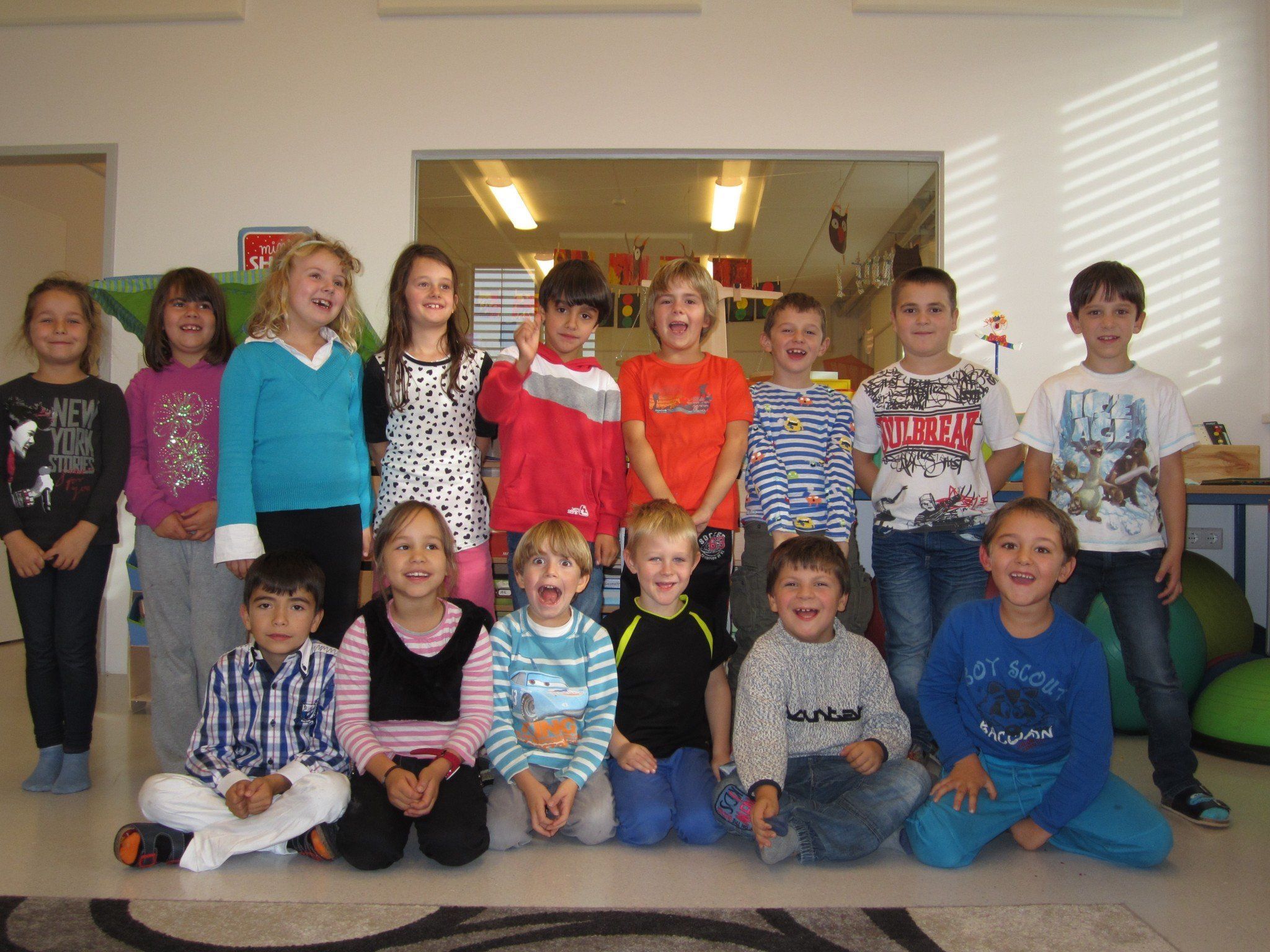 Auch Kinder aus anderen Sprengeln können das Angebot Ganztagsklasse an der VS Kirchdorf nutzen. Auch Kinder aus anderen Sprengeln können das Angebot Ganztagsklasse an der VS Kirchdorf nutzen.
