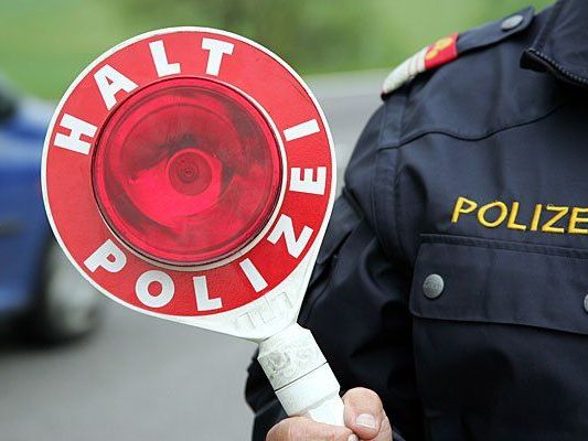 Anzeigen nach Quoten sollen bei Polizei-Kontrollen zu mehr Sicherheit führen Anzeigen nach Quoten sollen bei Polizei-Kontrollen zu mehr Sicherheit führen