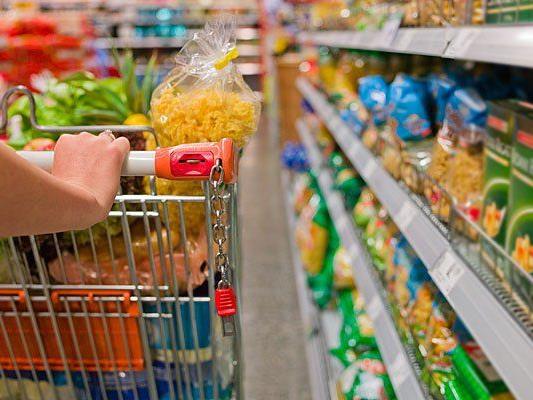 Supermarktmitarbeiter klärt Seriendiebstähle in Wien-Liesing