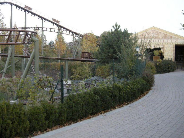 Schwerer Unfall bei der Achterbahn im Family-Park Neusiedler See. Schwerer Unfall bei der Achterbahn im Family-Park Neusiedler See.