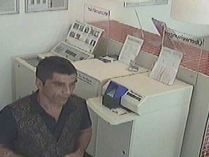 Pensionistin wurde in Wien-Margareten bei Einkauf Geldbörse gestohlen Pensionistin wurde in Wien-Margareten bei Einkauf Geldbörse gestohlen