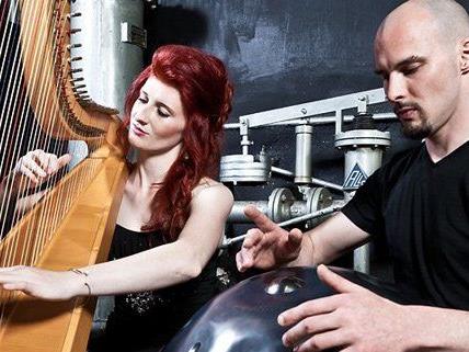 Wiener Duo "Ciference-Symphony" tourt mit Harfe und Hang durch China