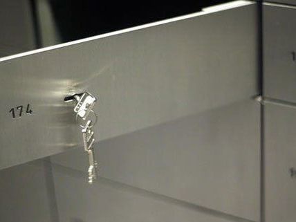 Mehrere Schließfächer einer Wiener Bank sind aufgebrochen worden. Mehrere Schließfächer einer Wiener Bank sind aufgebrochen worden.