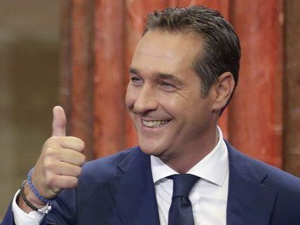 Heinz-Christian Strache hält nur eine Zusammenarbeit mit der SPÖ für umsetzbar. Heinz-Christian Strache hält nur eine Zusammenarbeit mit der SPÖ für umsetzbar.