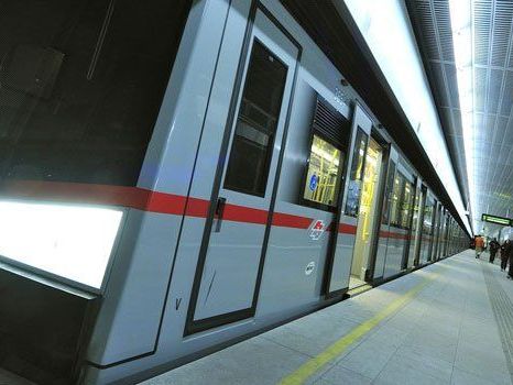 Ein Polizeieinsatz brachte die U2 am Mittwoch zum Stillstand. Ein Polizeieinsatz brachte die U2 am Mittwoch zum Stillstand.