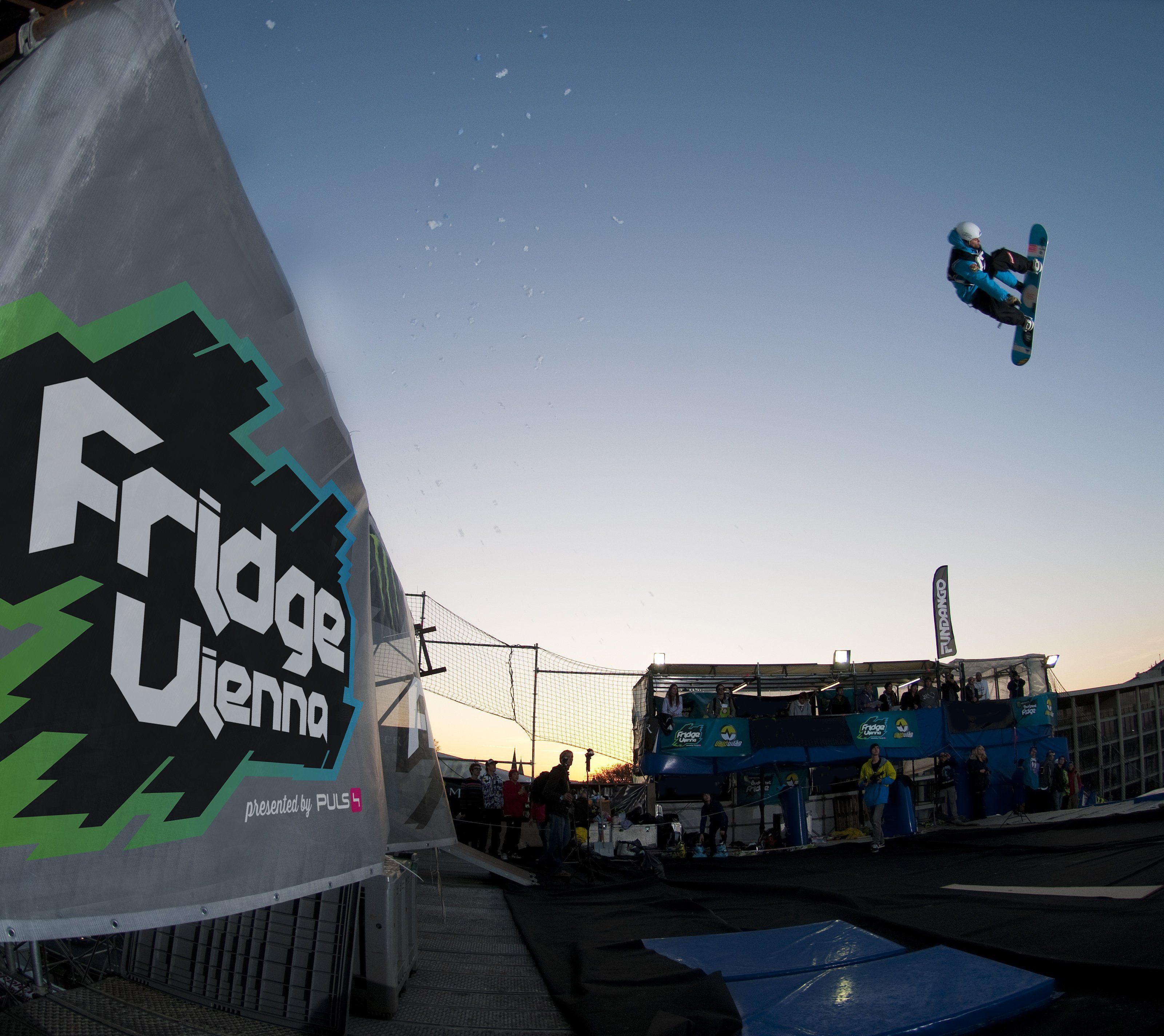 Am Freitag stellen die Snowboarder ihr Können beim Fridge-Festival in Wien unter Beweis.