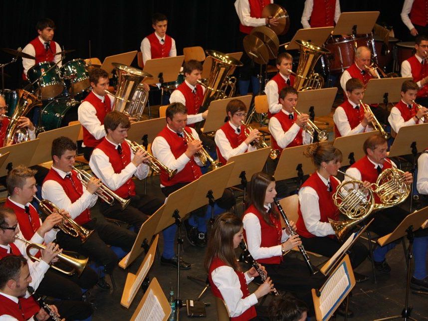 Die Lingenauer Musikanten haben sich intensiv auf das Konzert vorbereitet. Die Lingenauer Musikanten haben sich intensiv auf das Konzert vorbereitet.