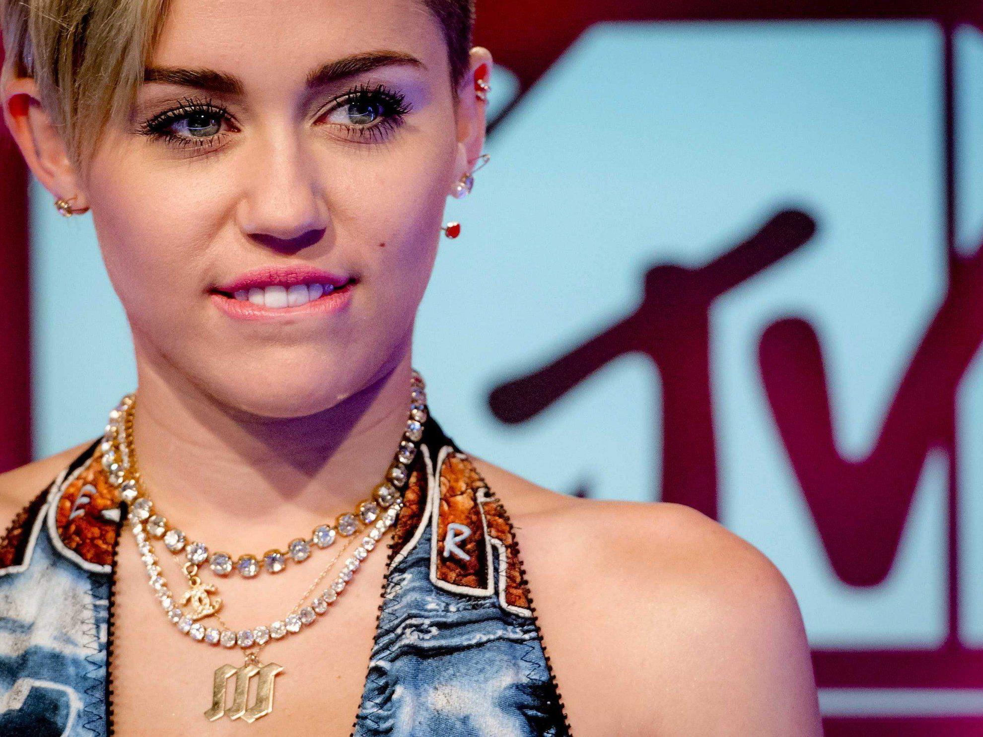 Miley Cyrus erhielt bei den MTV EMA 2013 den Preis für das beste Video.