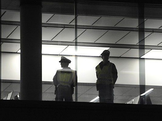 Am Flughafen Wien wird nun verstärkt kontrolliert Am Flughafen Wien wird nun verstärkt kontrolliert