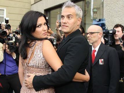 Anna Netrebko hat die Trennungsgerüchte bestätigt. Anna Netrebko hat die Trennungsgerüchte bestätigt.