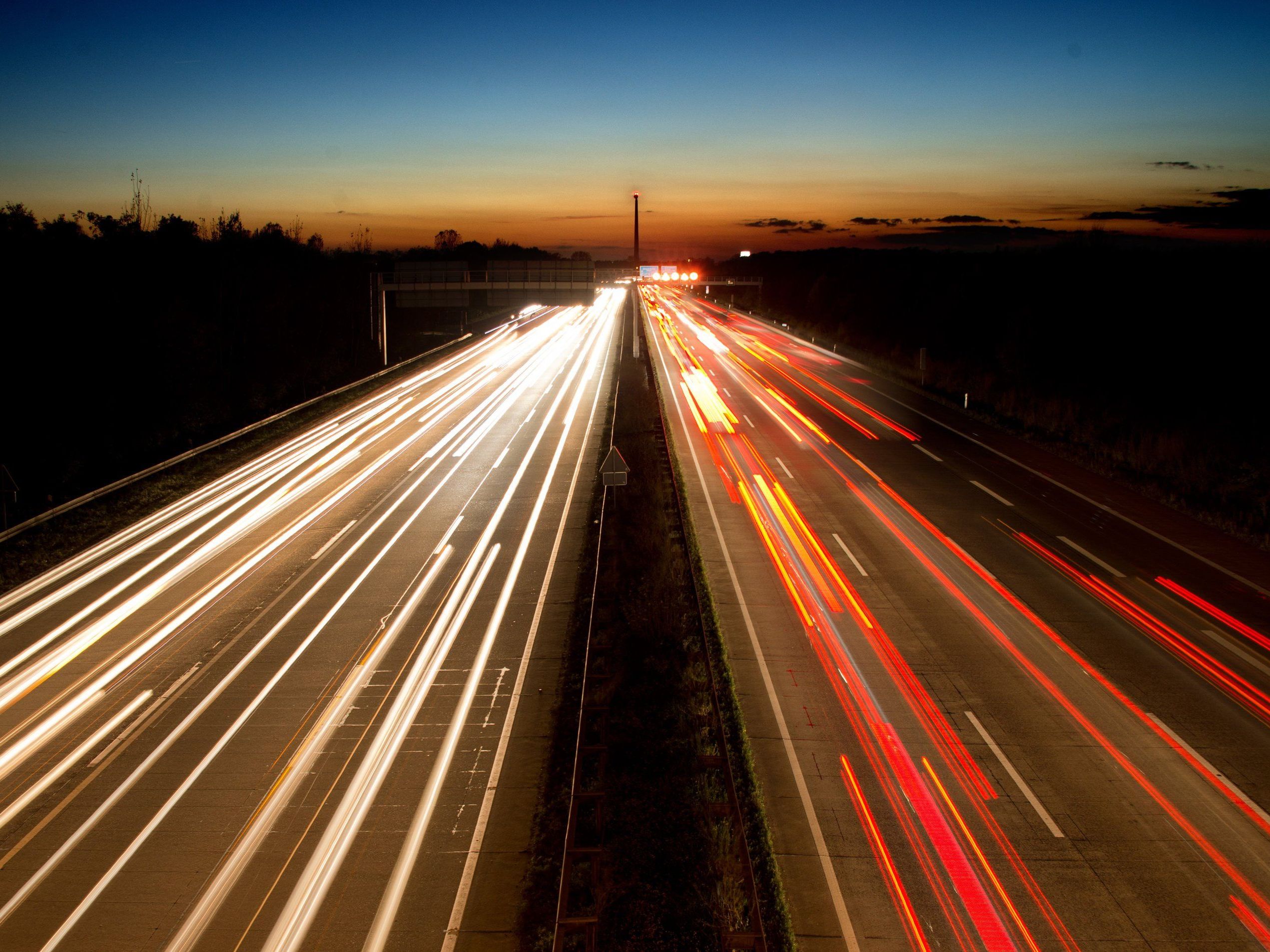 Union und SPD haben sich in ihren Koalitionsverhandlungen wie erwartet auf die Einführung einer Pkw-Maut verständigt. Union und SPD haben sich in ihren Koalitionsverhandlungen wie erwartet auf die Einführung einer Pkw-Maut verständigt.