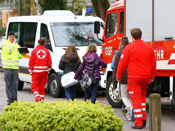 Die Schüler wurden vom Roten Kreuz betreut.