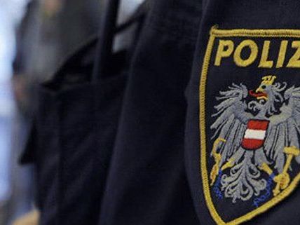 Die Polizei konnte den Mann festnehmen. Die Polizei konnte den Mann festnehmen.