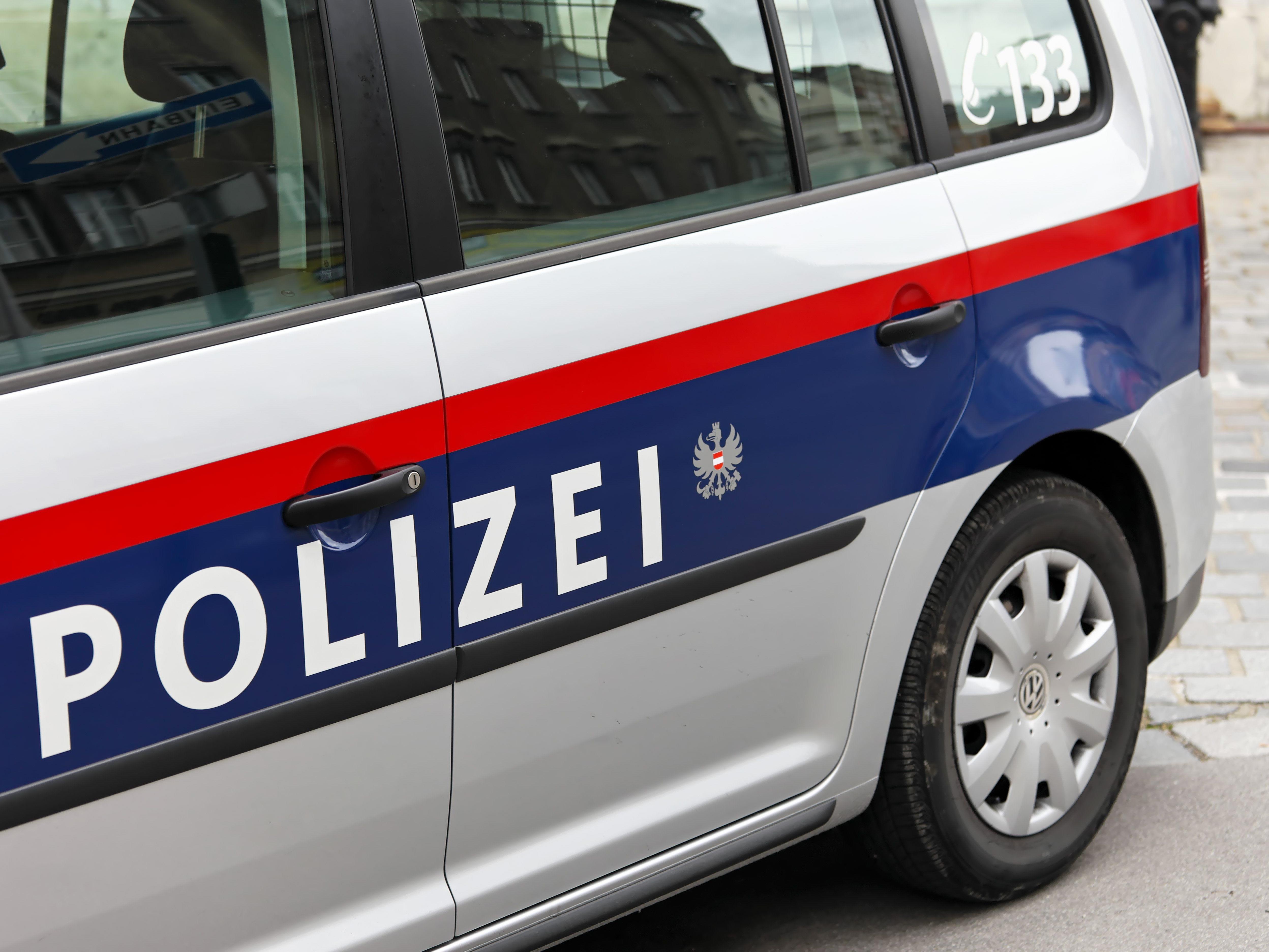 Ein Unfall in Klosterneuburg legte den Verkehr am Dienstag lahm.