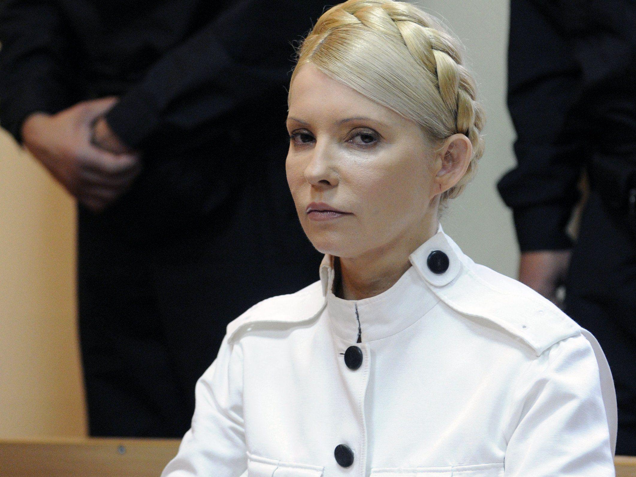 Die frühere ukrainische Ministerpräsidentin Julia Timoschenko bleibt weiterhin in ukrainischer Haft.