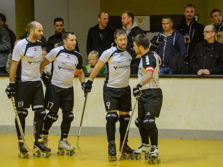 Klarer 7:0-Derbyerfolg für den RHC Dornbirn gegen RHC Wolfurt. Klarer 7:0-Derbyerfolg für den RHC Dornbirn gegen RHC Wolfurt.