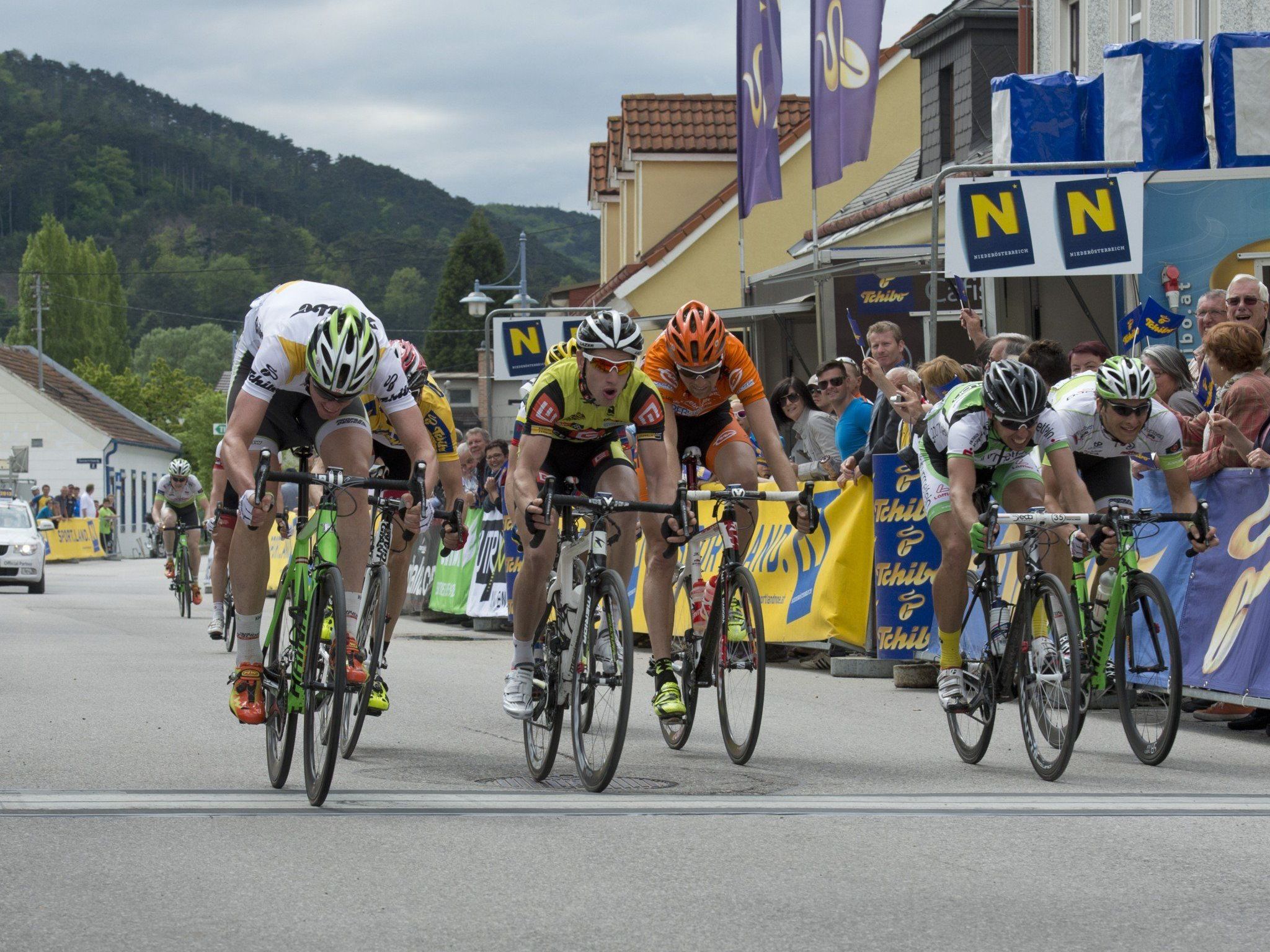 Dominik Hrinkow und Andreas Hofer bleiben eine weitere Saison im Radteam Vorarlberg. Dominik Hrinkow und Andreas Hofer bleiben eine weitere Saison im Radteam Vorarlberg.