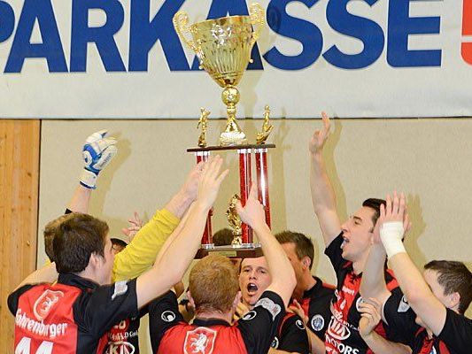 Der FC Hard hat es vorgemacht. Wer gewinnt die Hallenmasters 2013/2014? Der FC Hard hat es vorgemacht. Wer gewinnt die Hallenmasters 2013/2014?