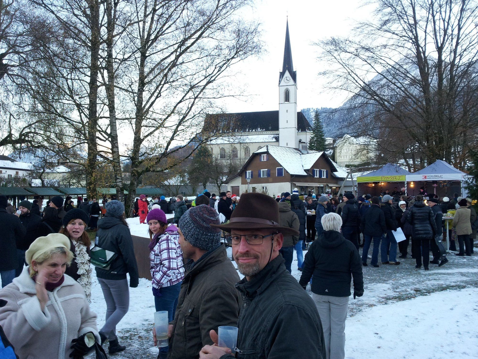 Ein Treffpunkt für Alt und Jung stellte die Veranstaltung "Advent im Park" dar Ein Treffpunkt für Alt und Jung stellte die Veranstaltung "Advent im Park" dar