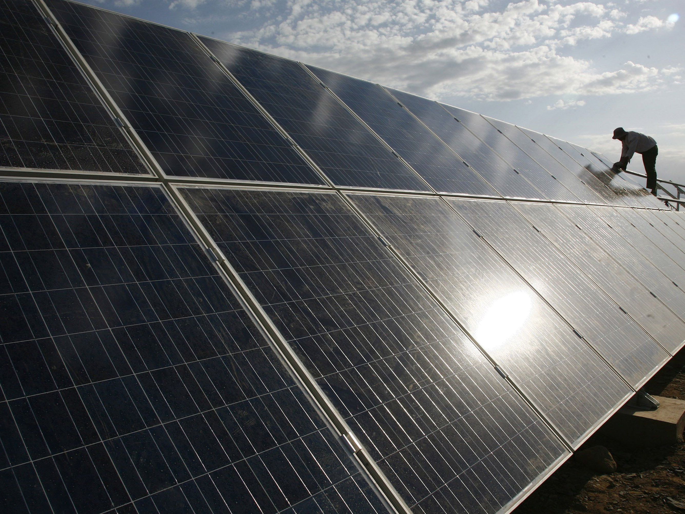 Kunden- statt Bürgersolarkraftwerk: Wien Energie kooperiert mit Spar Kunden- statt Bürgersolarkraftwerk: Wien Energie kooperiert mit Spar