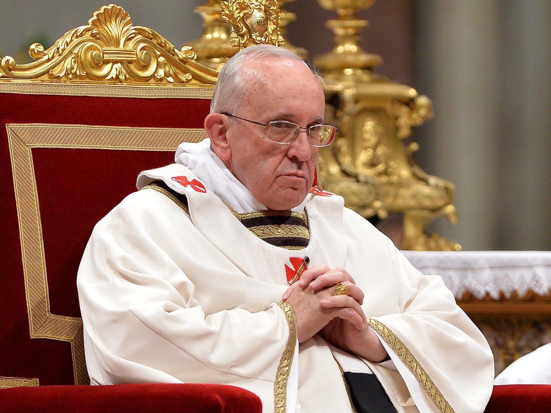 Am 24. Dezember feierte Papst Franziskus seine erste Christmette.