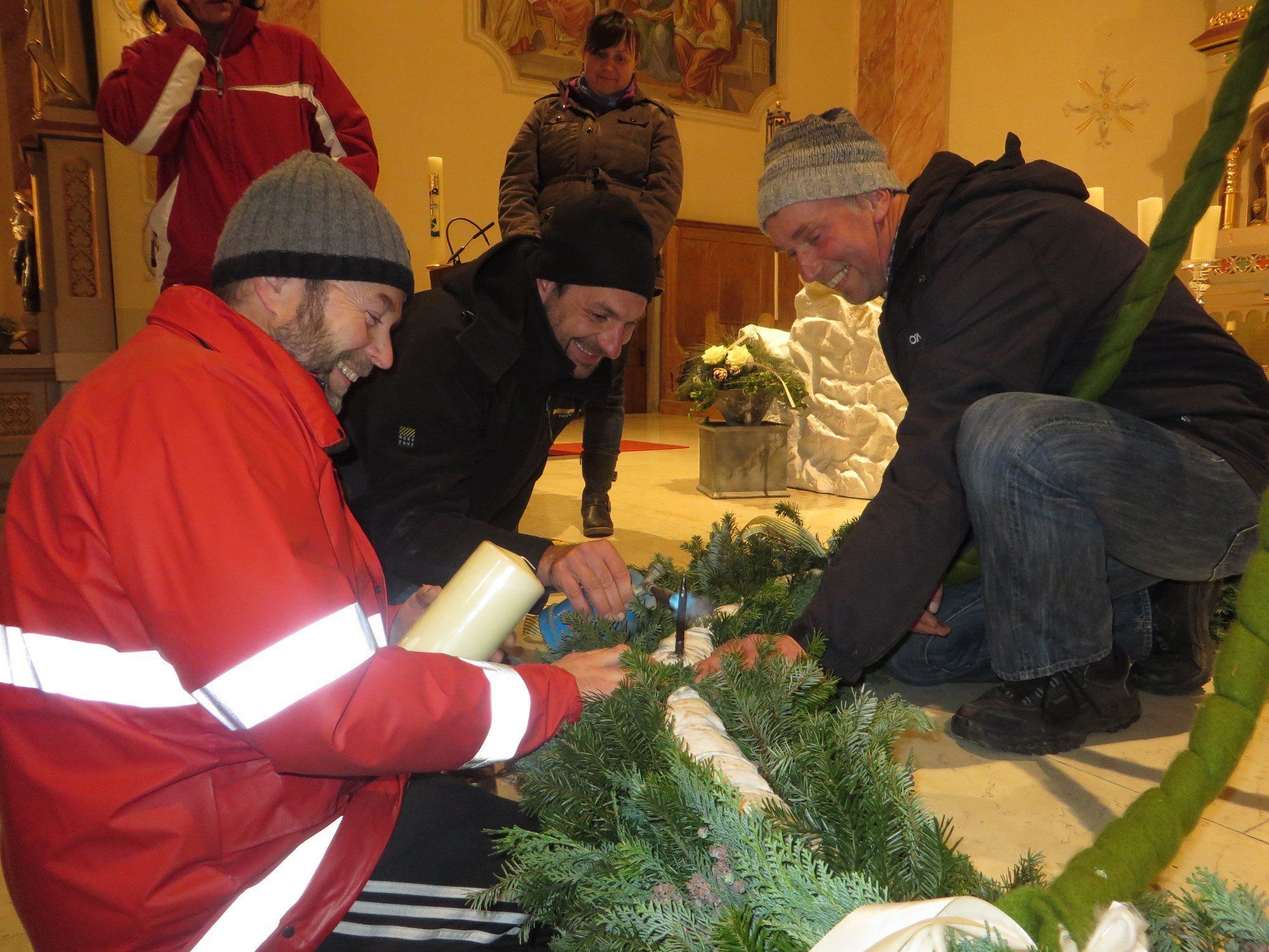 Adventkranz für die Pfarrkirche Alberschwende Adventkranz für die Pfarrkirche Alberschwende