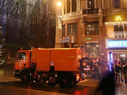 Die MA 48 steht auch zu Silvester im Einsatz Die MA 48 steht auch zu Silvester im Einsatz
