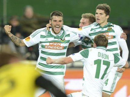 Schon beim 2:2 gegen Kiew zeigte Rapid eine solide Leistung. Schon beim 2:2 gegen Kiew zeigte Rapid eine solide Leistung.
